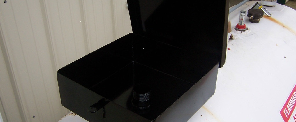 3.5 Gallon Direct Fill Spill Box 3.5 Gallon Spill Containment Box